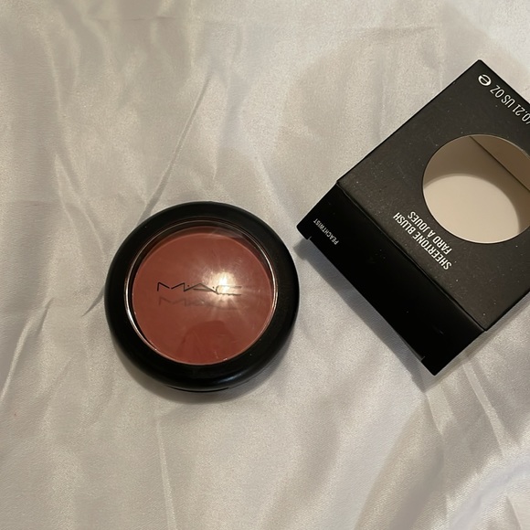 MAC SHEERTONE BLUSH PEACHTWIST - Picture 3 of 4